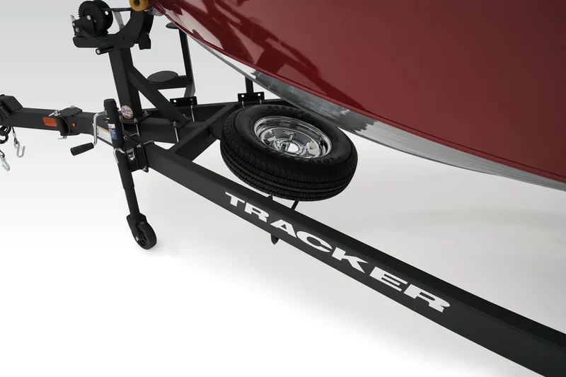 Slide: The Image of Tracker Targa V-18 Combo 2025 - 29