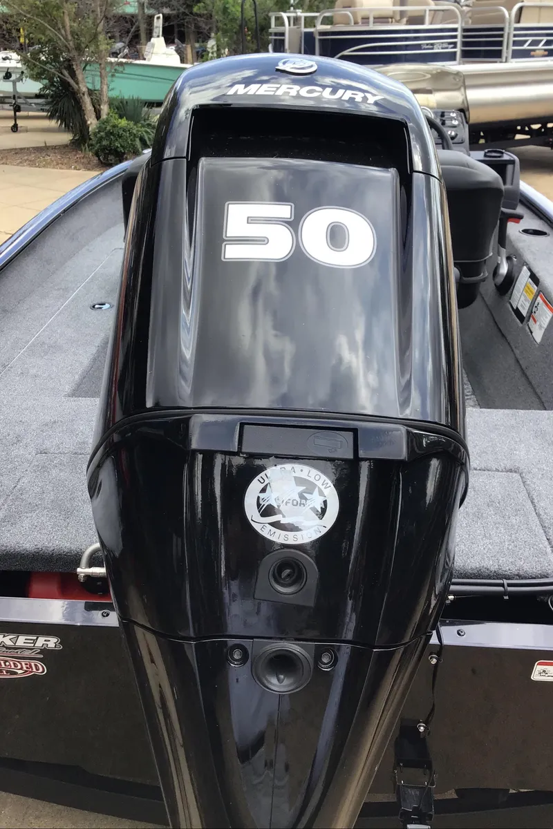 Slide: The Image of 2025 Tracker Super Guide V-16 SC boat with Mercury 50 HP engine. - 4