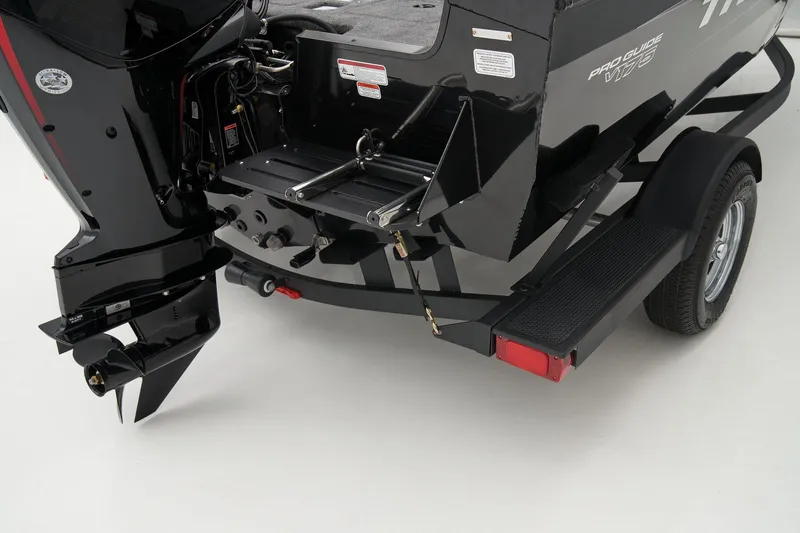 Slide: The Image of Tracker Pro Guide V-175 WT 2025 - 76