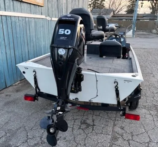 Slide: The Image of 2025 Tracker Bass Tracker Classic XL boat with Mercury 50 GT engine. - 3