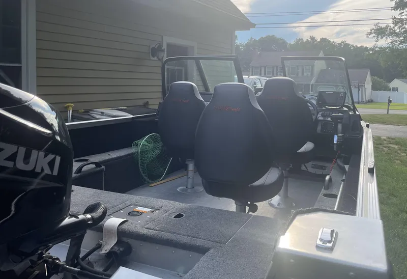 Slide: The Image of Alumacraft Competitor 165 SC 2022 - 3