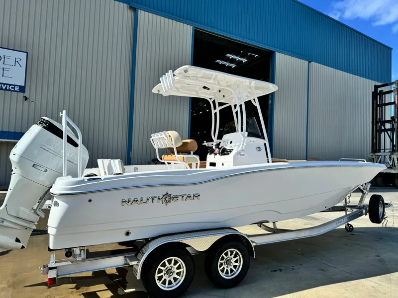 Slide: The Image of NauticStar 231 Hybrid 2025 - 2