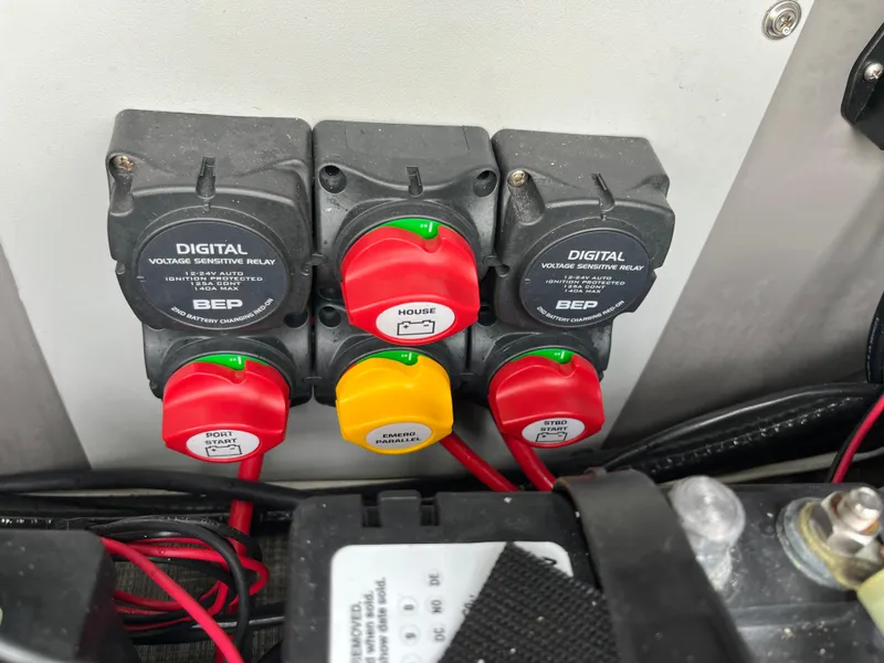 Slide: The Image of Digital voltage sensitive relays in a 2021 Tahoe Grand Tahoe ELW boat. - 17