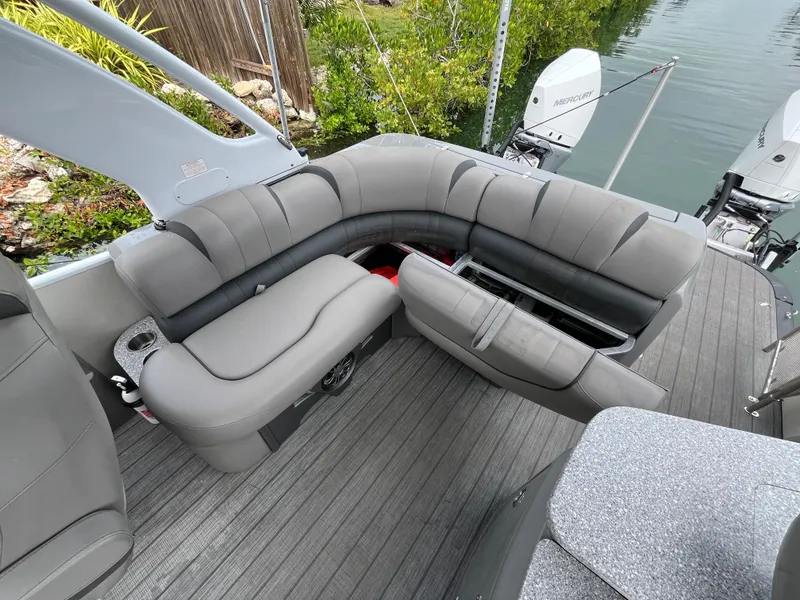 Slide: The Image of 2021 Tahoe Grand Tahoe ELW boat with luxurious gray seating and modern design. - 37