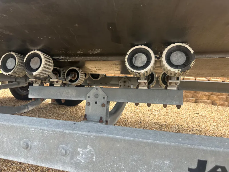 Slide: The Image of May-Craft 2300CCX 2017 - 51