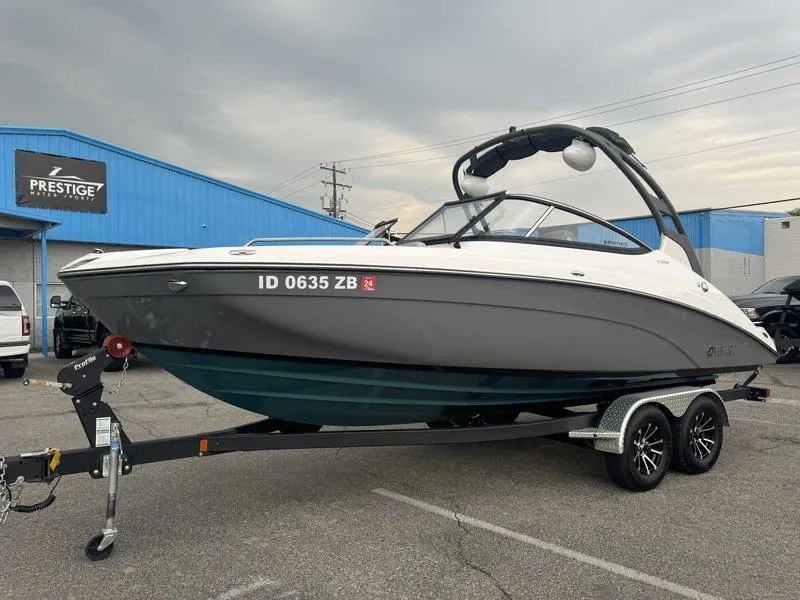 Slide: The Image of Yamaha 212 SE 2022 - 3