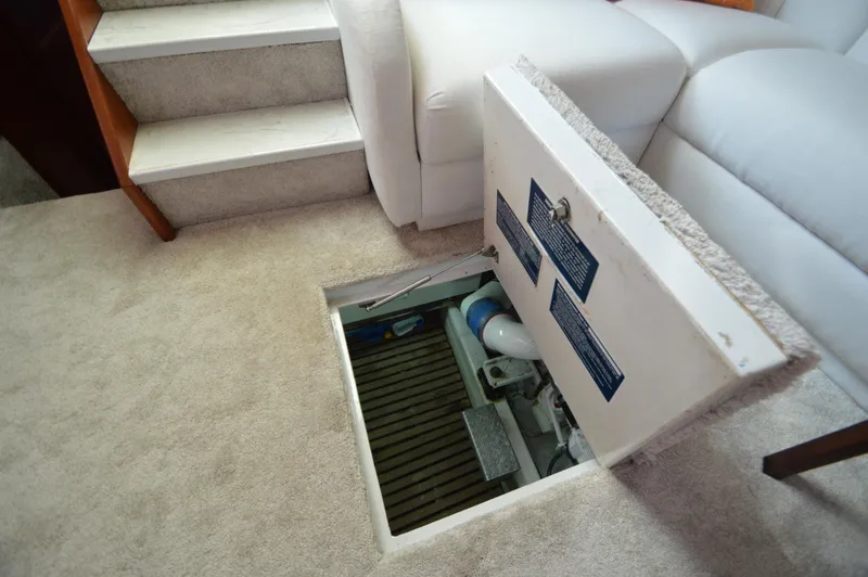 Slide: The Image of Ocean Yachts 48 Cockpit Motor Yacht 1995 - 62