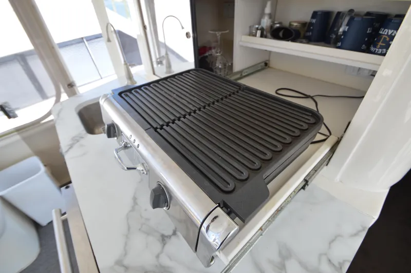 Slide: The Image of Ocean Yachts 48 Cockpit Motor Yacht 1995 - 81