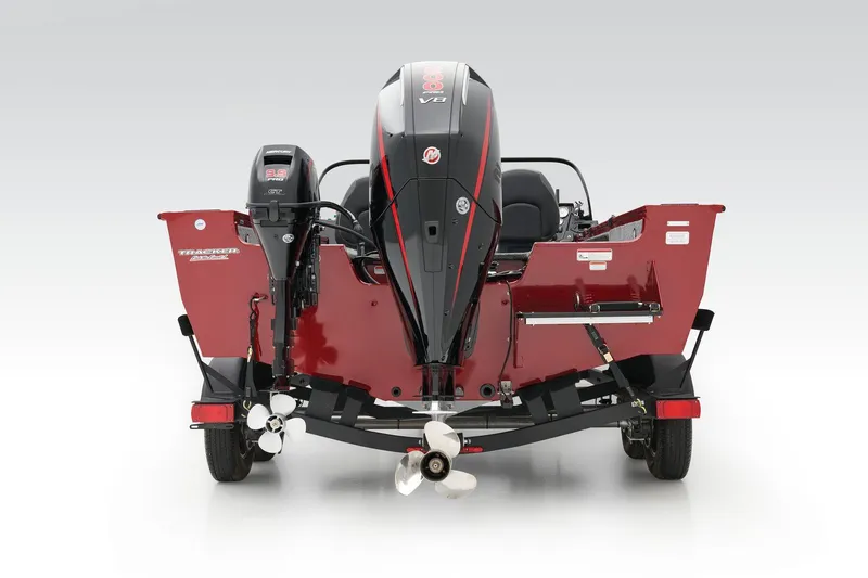 Slide: The Image of Tracker Targa V-19 Combo 2025 - 75