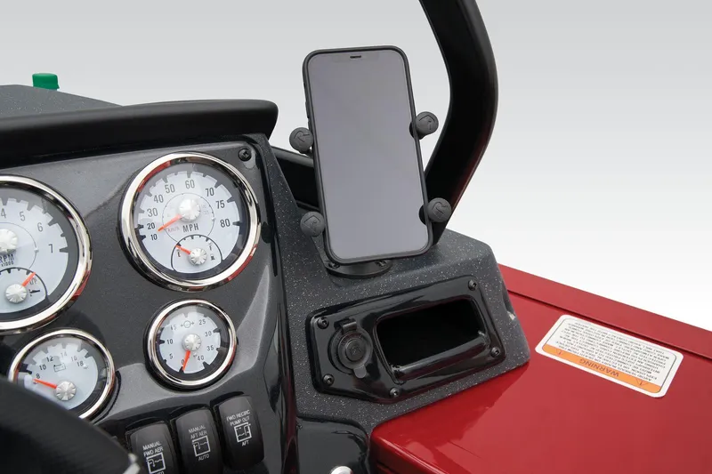 Slide: The Image of Tracker Targa V-19 Combo 2025 - 45