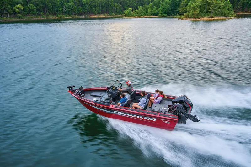 Slide: The Image of Tracker Targa V-19 Combo 2025 - 89