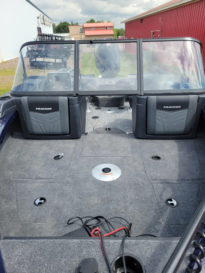 Slide: The Image of 2025 Tracker Targa V-19 WT boat interior with spacious seating and modern design. - 4