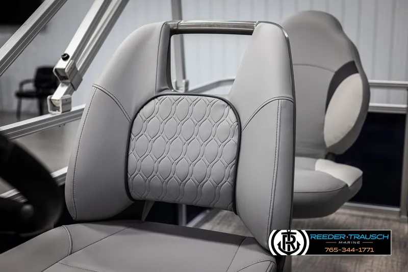 Slide: The Image of Avalon VEN RF 2025 boat seats with elegant gray upholstery and modern design. - 31