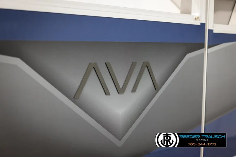 Slide: The Image of Avalon VEN RF 2025 logo on sleek, modern vehicle design. - 39
