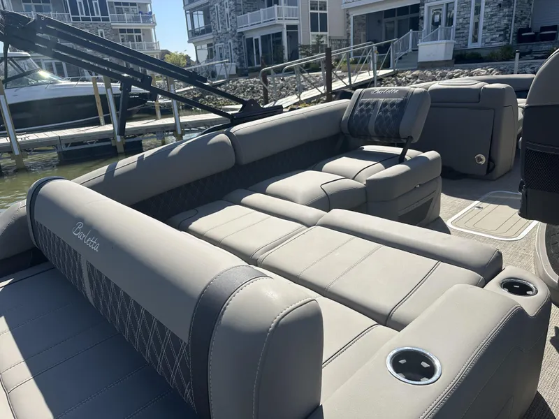 Slide: The Image of Image 16 - 16