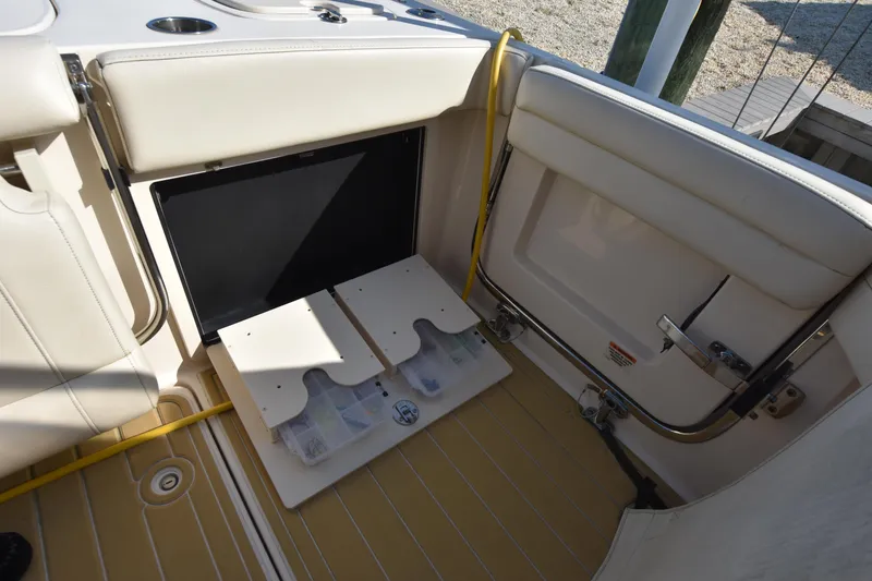 Slide: The Image of Grady-White Freedom 325 2019 - 53