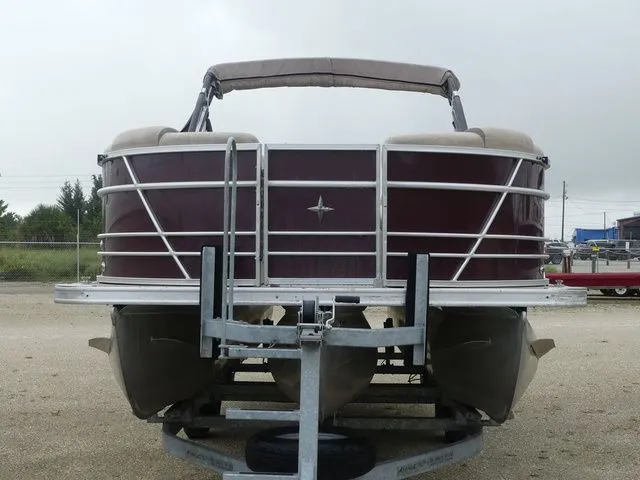 Slide: The Image of Berkshire 23RFX STS 2.75 2019 - 2