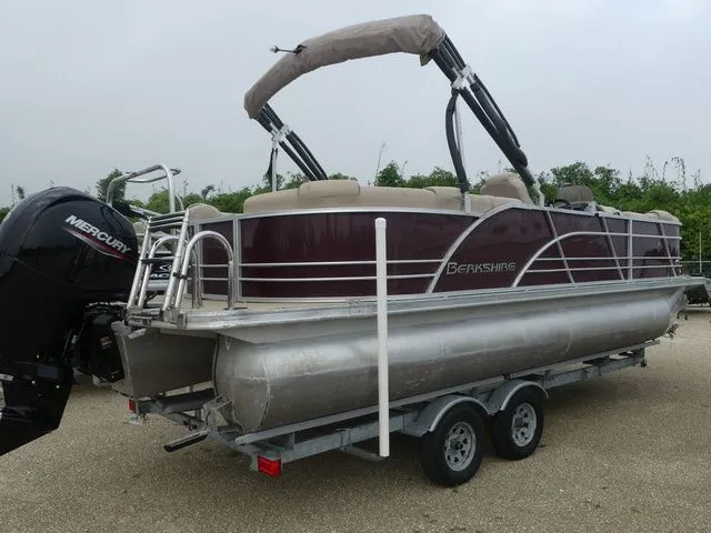 Slide: The Image of Berkshire 23RFX STS 2.75 2019 - 6