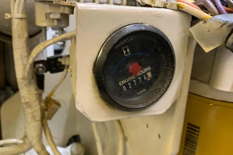 Slide: The Image of Engine hour meter on 1989 Carver Californian 48, showing 2774 hours. - 41