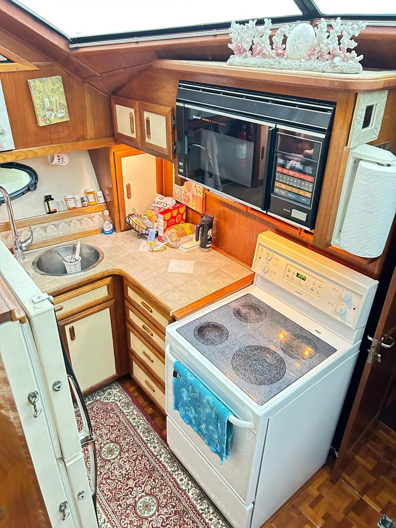 Slide: The Image of Carver Yachts Californian 48 1989 - 54