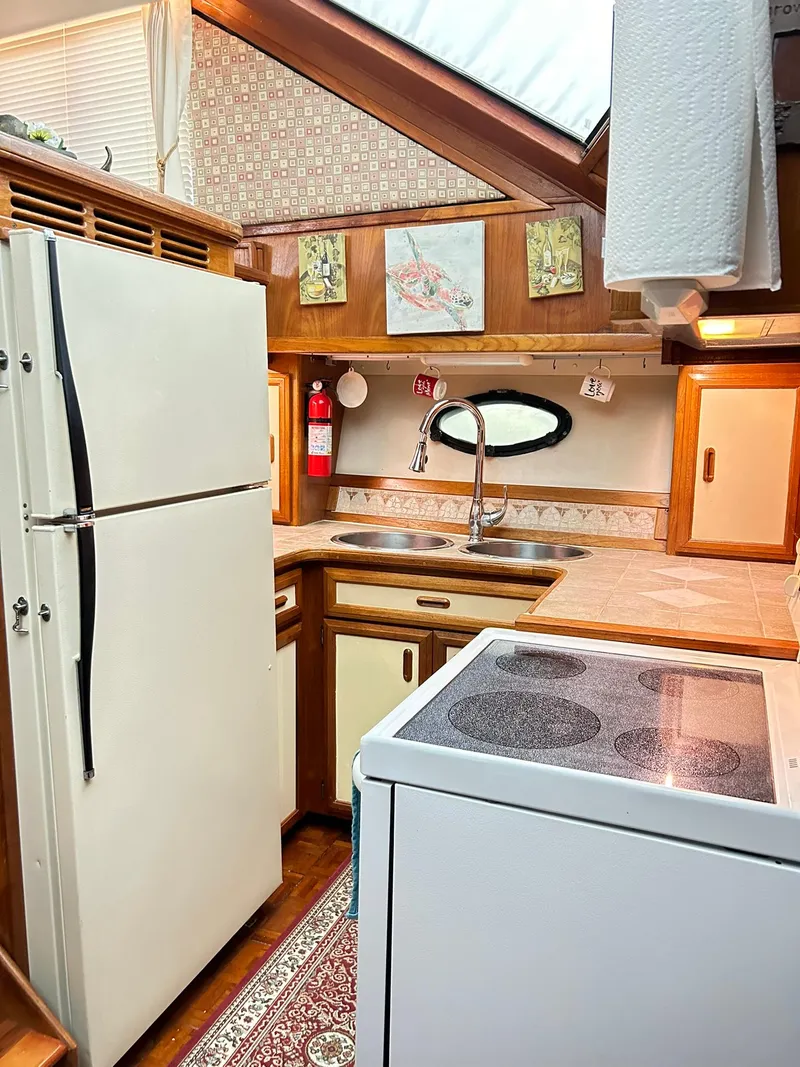 Slide: The Image of Carver Yachts Californian 48 1989 - 56