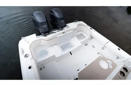 Slide: The Image of Sea Hunt Ultra 265 SE 2023 - 28