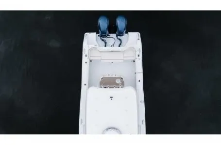 Slide: The Image of Sea Hunt Ultra 265 SE 2023 - 4