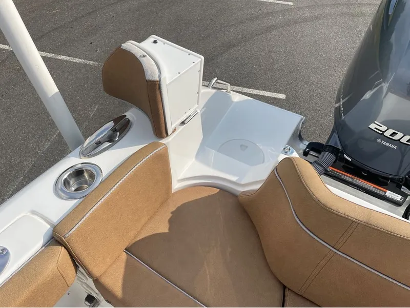 Slide: The Image of Sea Hunt Ultra 265 SE 2023 - 45