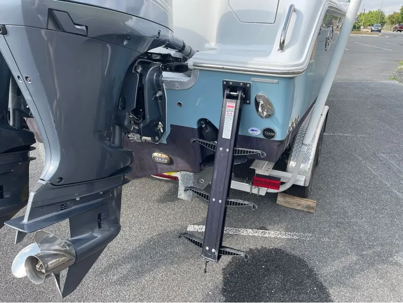 Slide: The Image of Sea Hunt Ultra 265 SE 2023 - 46