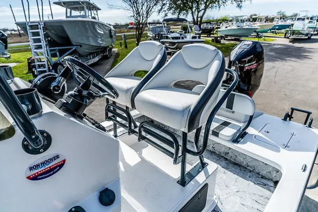 Slide: The Image of Majek 25 ILLUSION 2024 - 11