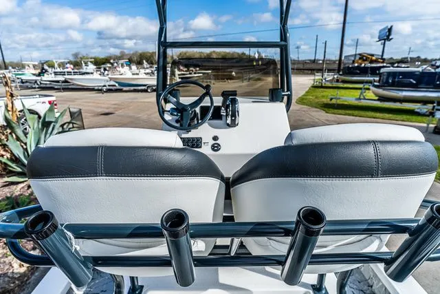 Slide: The Image of Majek 25 ILLUSION 2024 - 7