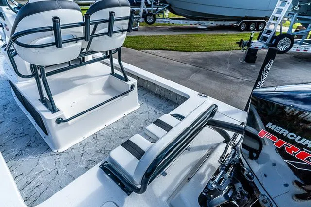 Slide: The Image of Majek 25 ILLUSION 2024 - 8