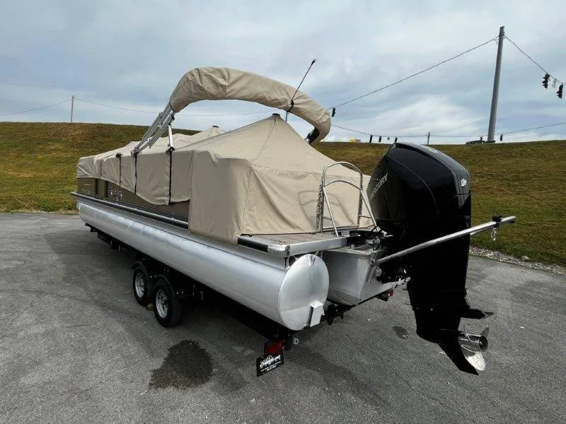 Slide: The Image of Premier 250 Grand Majestic 2021 - 105