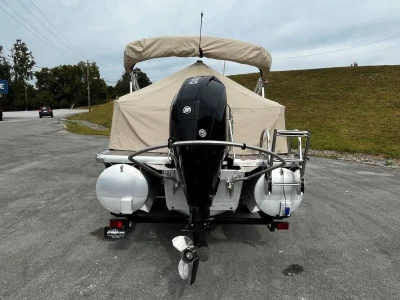 Slide: The Image of Premier 250 Grand Majestic 2021 - 107