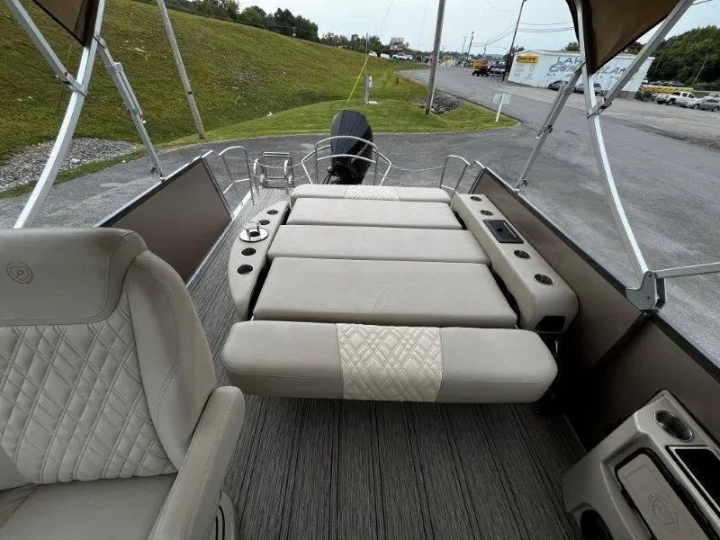 Slide: The Image of Premier 250 Grand Majestic 2021 - 56