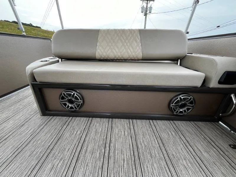 Slide: The Image of Premier 250 Grand Majestic 2021 - 60