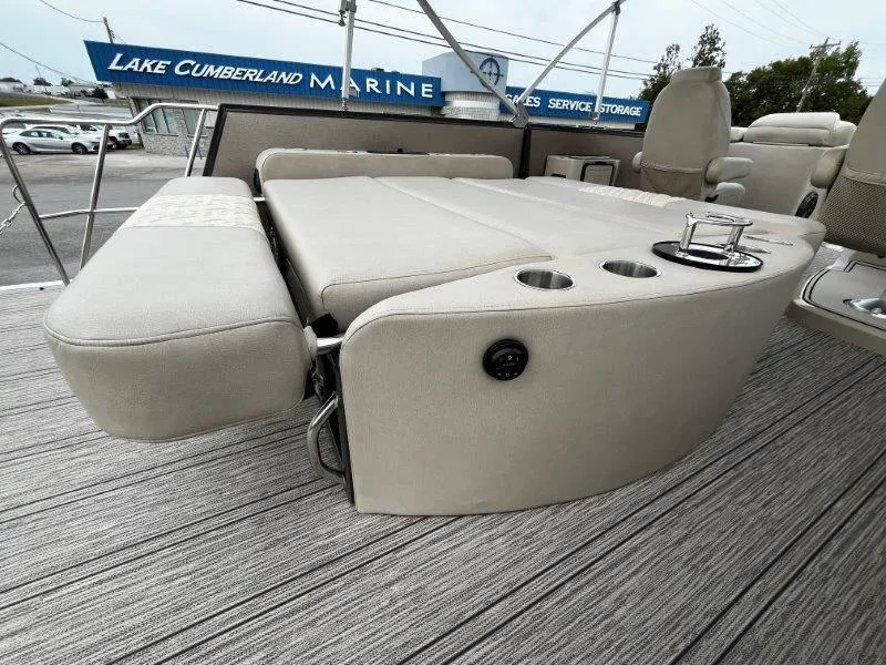 Slide: The Image of Premier 250 Grand Majestic 2021 - 79