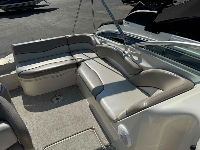 Slide: The Image of Sea Ray 240 Sundeck 2002 - 5