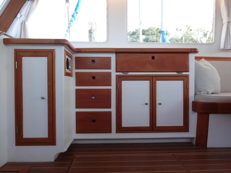 Slide: The Image of Jarvis Newman Newman 46 Down Easter 1982 - 100