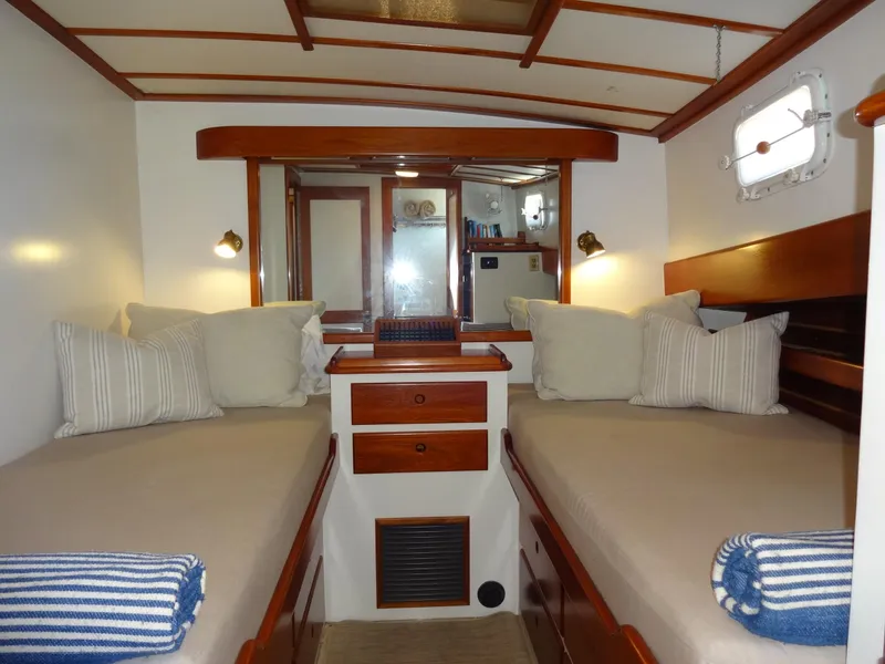 Slide: The Image of Jarvis Newman Newman 46 Down Easter 1982 - 125