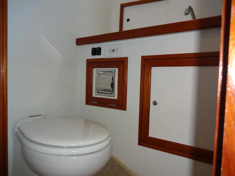 Slide: The Image of Jarvis Newman Newman 46 Down Easter 1982 - 138