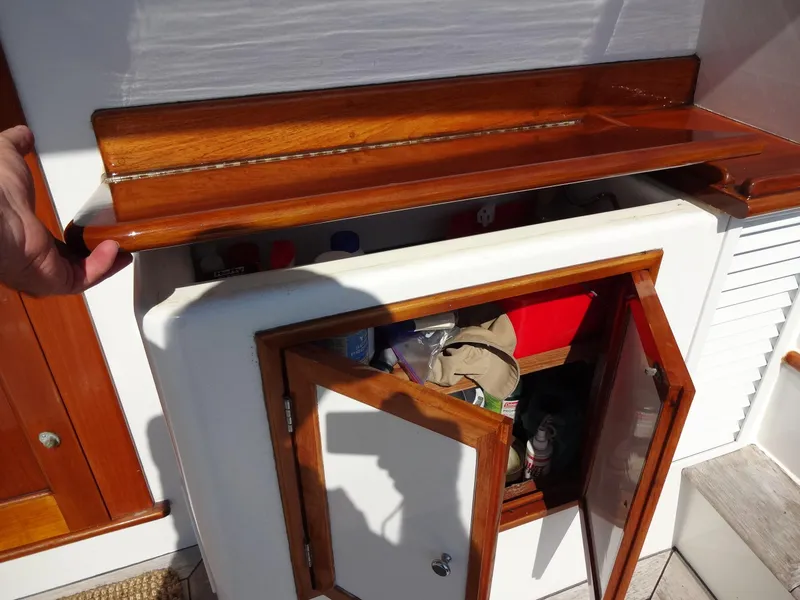 Slide: The Image of Jarvis Newman Newman 46 Down Easter 1982 - 154