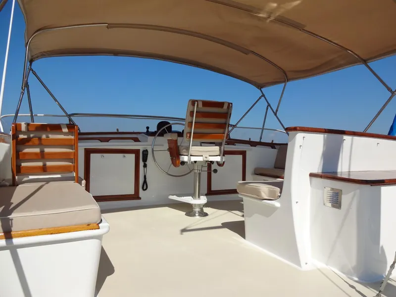 Slide: The Image of Jarvis Newman Newman 46 Down Easter 1982 - 160