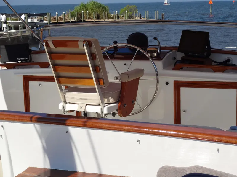 Slide: The Image of Jarvis Newman Newman 46 Down Easter 1982 - 166