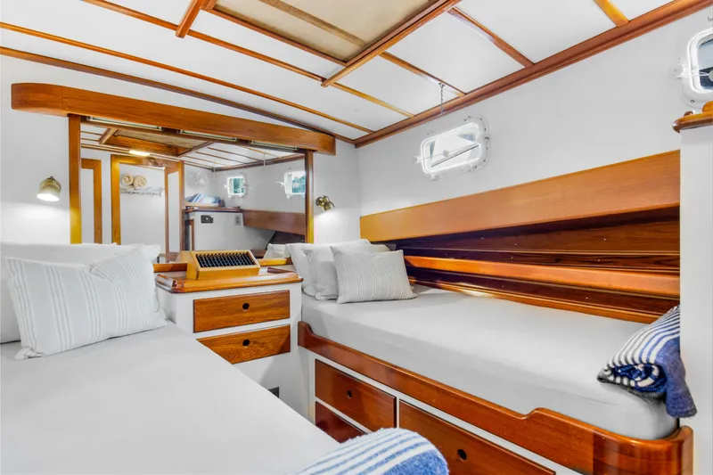 Slide: The Image of Jarvis Newman Newman 46 Down Easter 1982 - 17