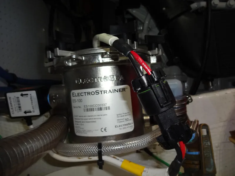 Slide: The Image of Jarvis Newman Newman 46 Down Easter 1982 - 215