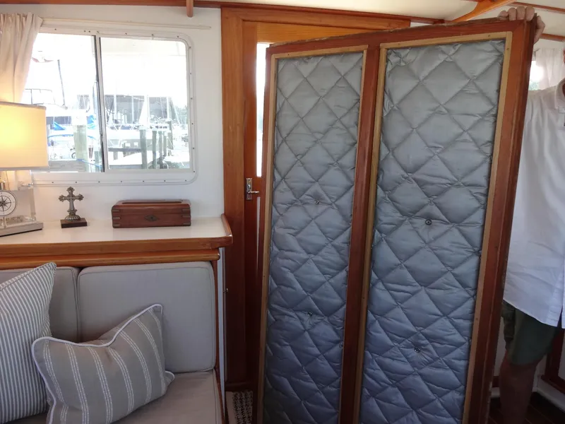 Slide: The Image of Jarvis Newman Newman 46 Down Easter 1982 - 242