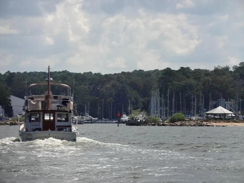 Slide: The Image of Jarvis Newman Newman 46 Down Easter 1982 - 284