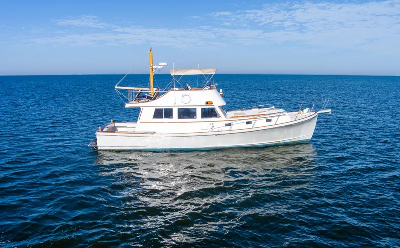 Slide: The Image of Jarvis Newman Newman 46 Down Easter 1982 - 4