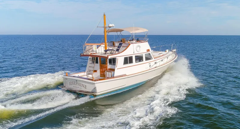 Slide: The Image of Jarvis Newman Newman 46 Down Easter 1982 - 8